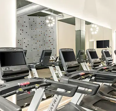 On-site fitness center and coffee bar for students