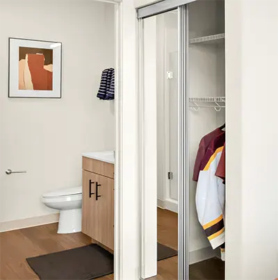 Student 6 Bedroom Apartments